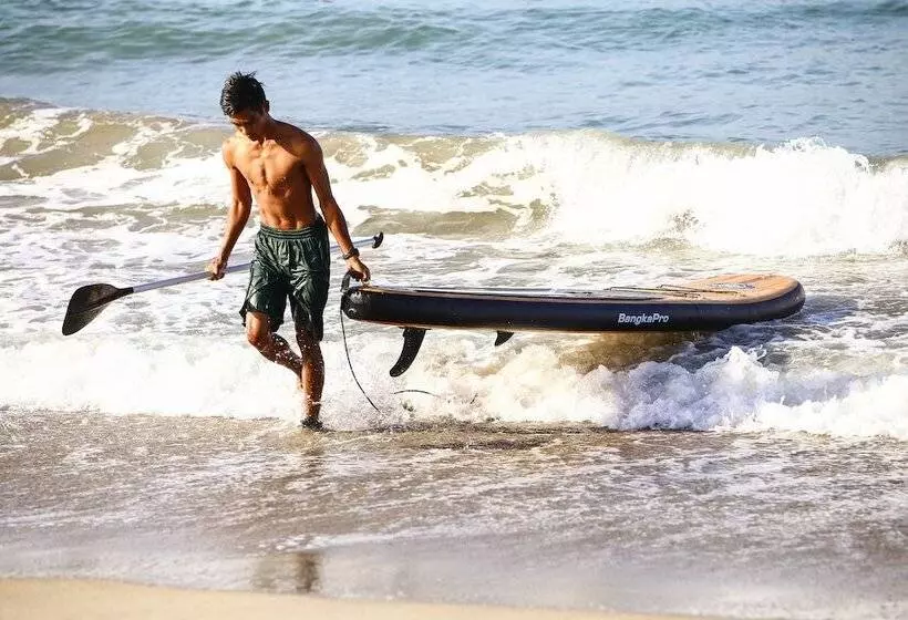 Hotelli Aureo La Union