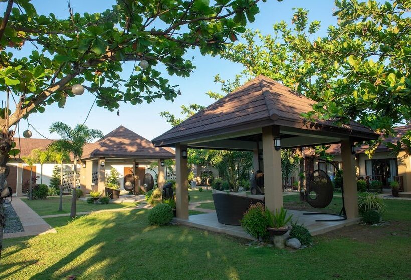 هتل Aureo La Union