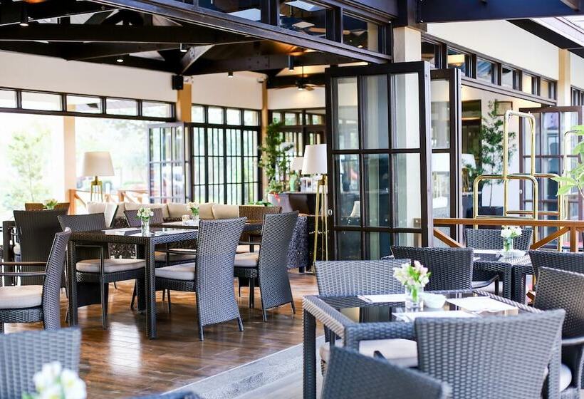 هتل Aureo La Union