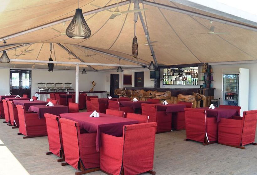 酒店 Calangute Central