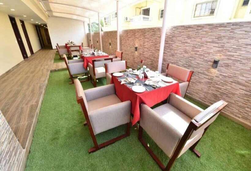 酒店 Calangute Central