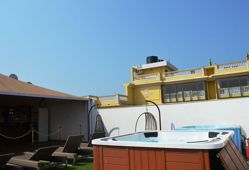 酒店 Calangute Central