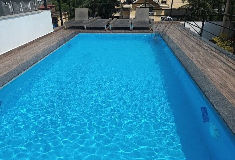 酒店 Calangute Central