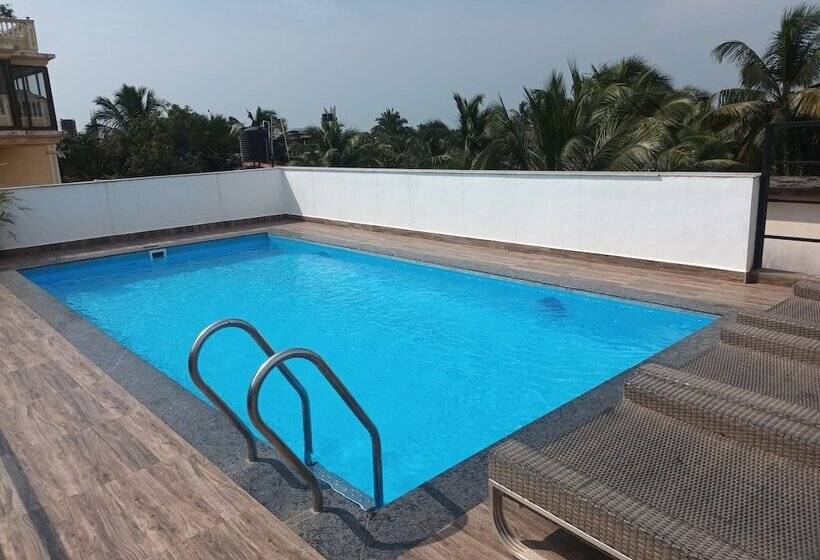 酒店 Calangute Central