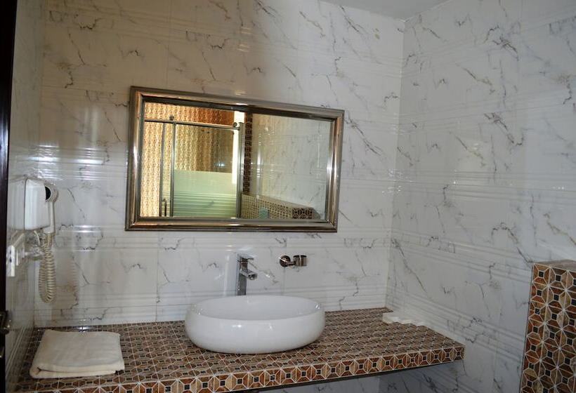 酒店 Calangute Central