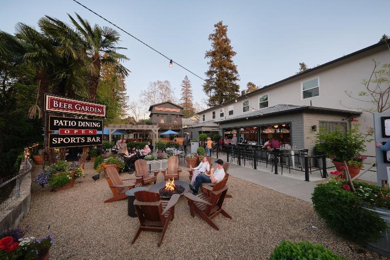فندق Calistoga Inn Restaurant And Brewery