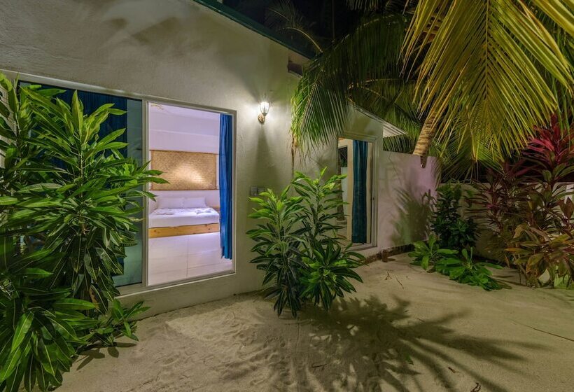 هتل Captains Residence By Vista