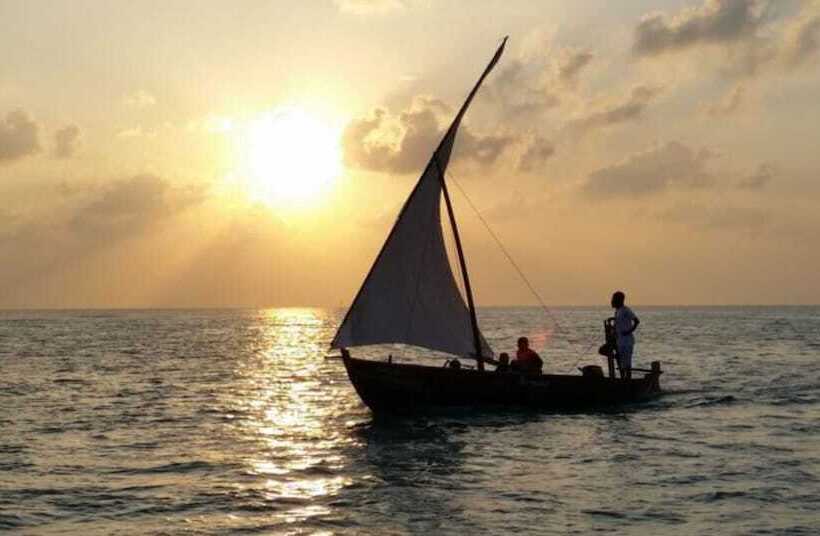 هتل Captains Residence By Vista