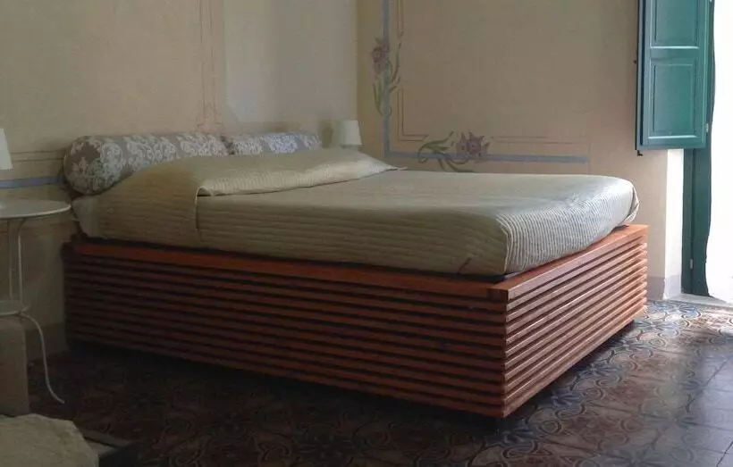 هتل Casalicchio B&b