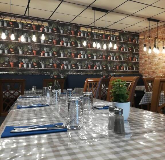 Hotel Hôtel De La Poste