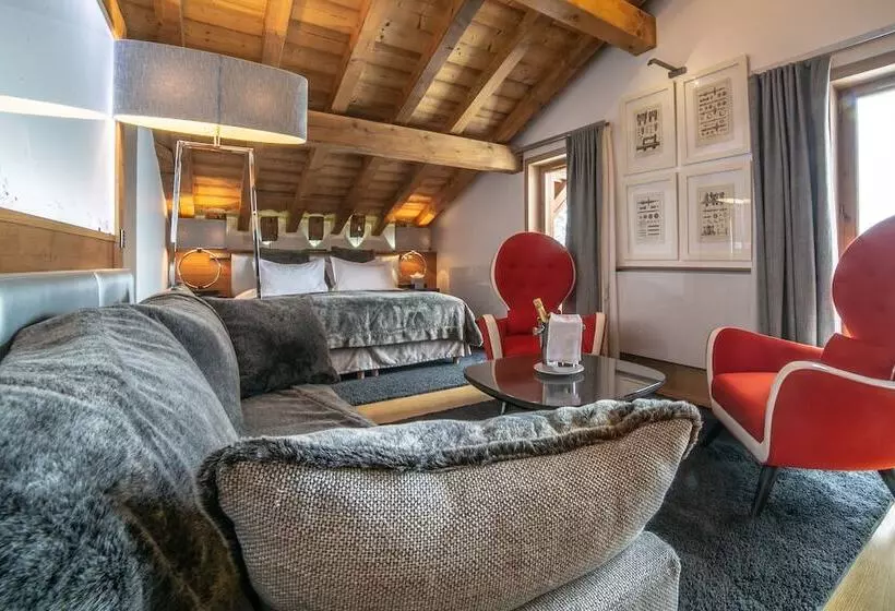 ホテル Hôtel Le Strato