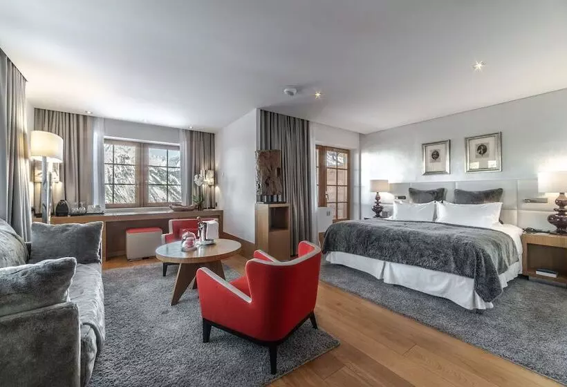 ホテル Hôtel Le Strato