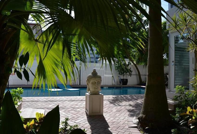 فندق Lush Royale a North Beach Village Resort - Gay Men Only