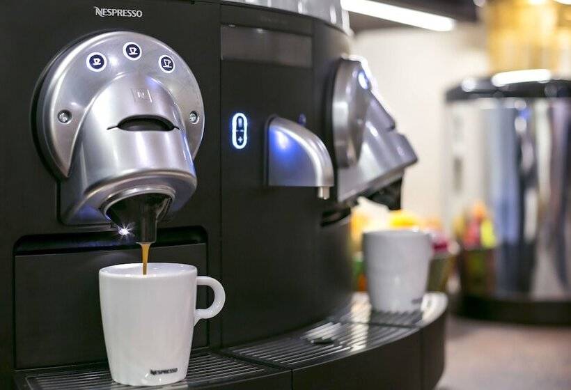 酒店 The Originals City, Hôtel Du Château, Pontivy