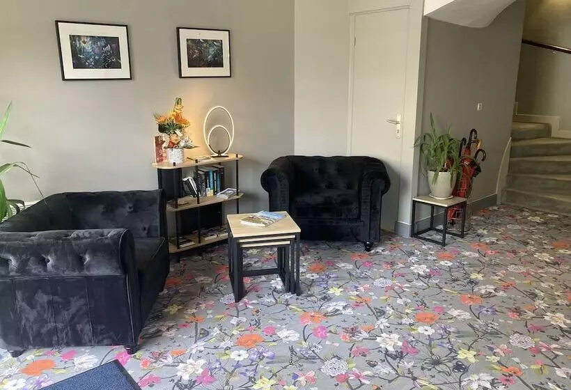 ホテル The Originals City, Hôtel Du Château, Pontivy