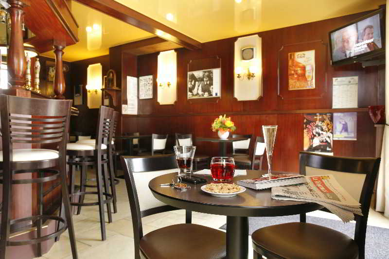 酒店 The Originals City, Hôtel Du Château, Pontivy