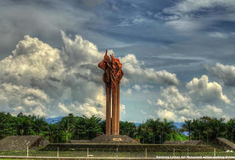 Hotel Zen Rooms Lengkong Besar