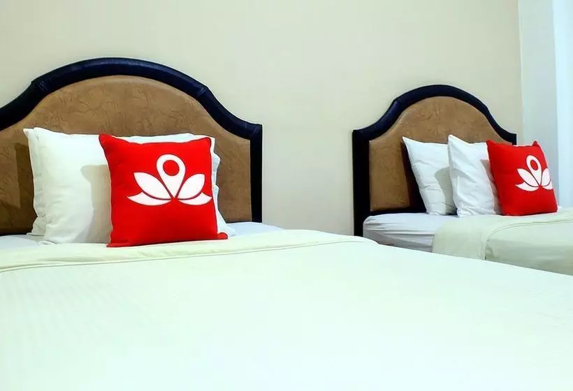 ホテル Zen Rooms Lengkong Besar