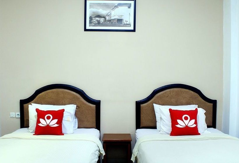 Hotel Zen Rooms Lengkong Besar