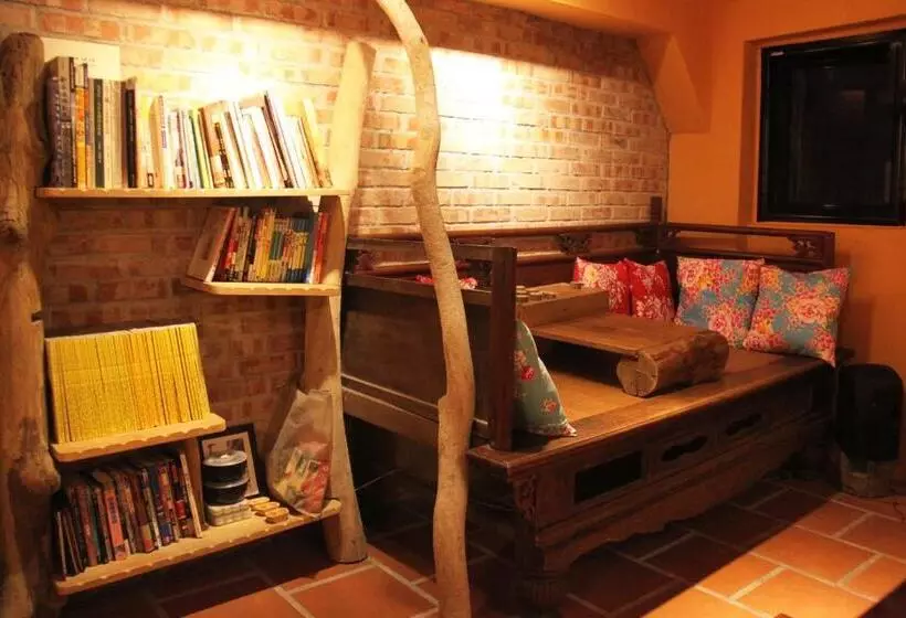 مُتل Owlstay Jiufen Wander