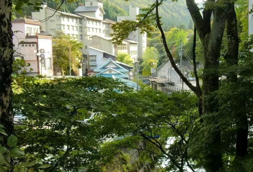 Ryokan Onsen Minshuku Sakaeya