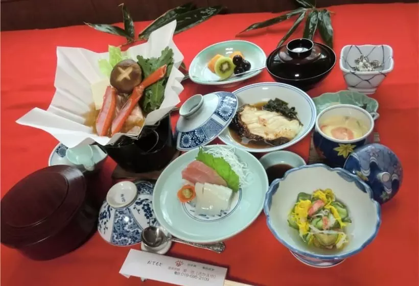 Ryokan Onsen Minshuku Sakaeya