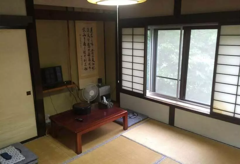 Ryokan Onsen Minshuku Sakaeya