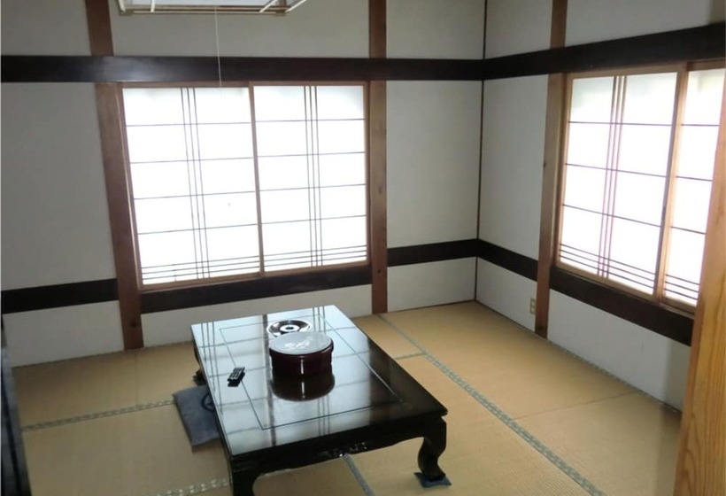 Ryokan Onsen Minshuku Sakaeya