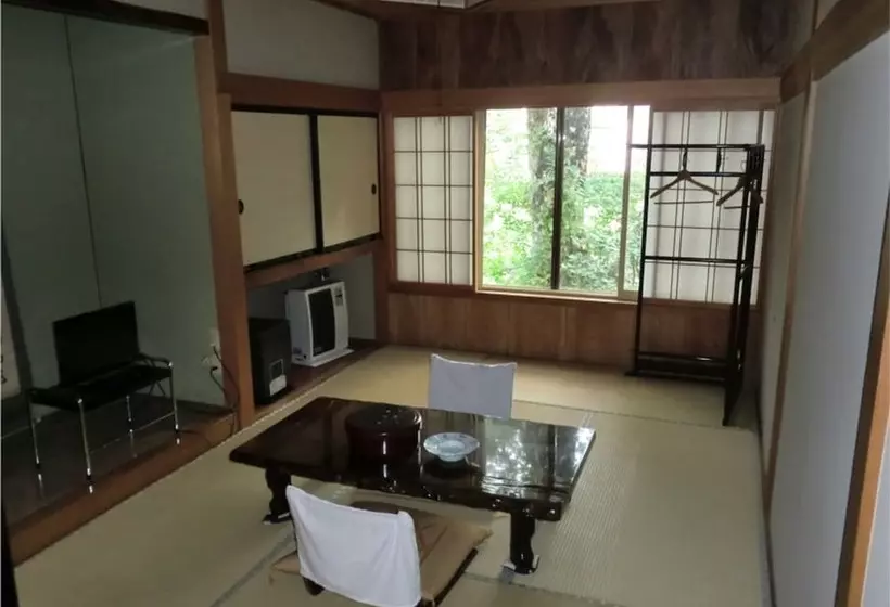 Ryokan Onsen Minshuku Sakaeya