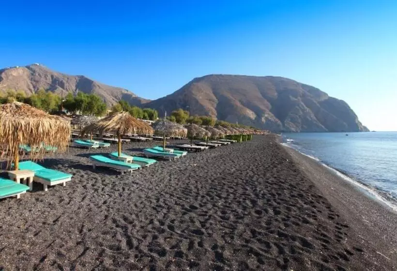 Studios Apartments Kapetanios