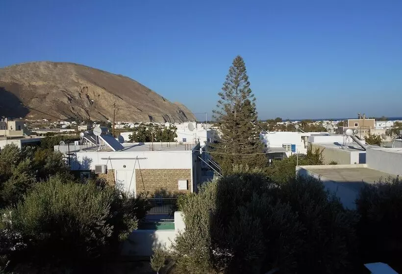 Studios Apartments Kapetanios