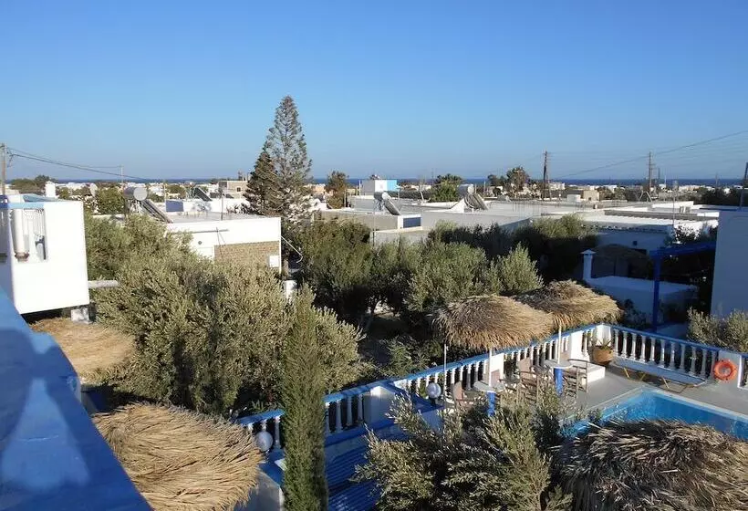 Studios Apartments Kapetanios