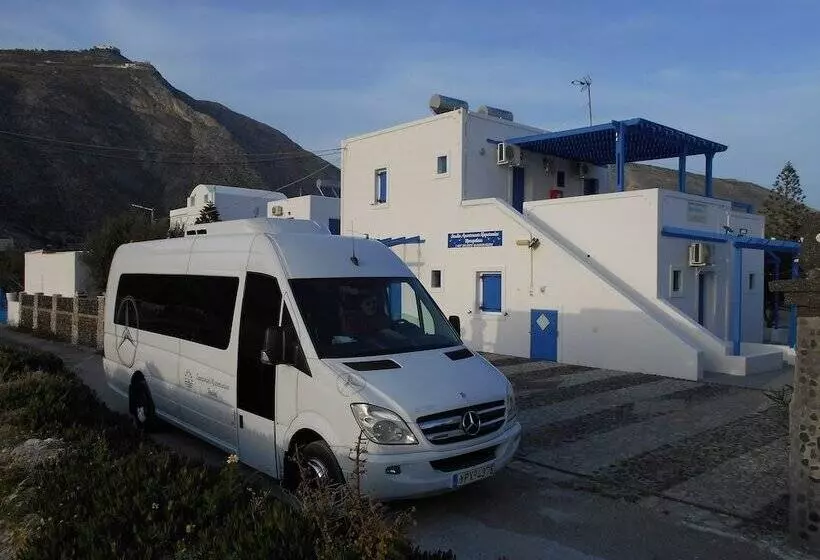 Studios Apartments Kapetanios