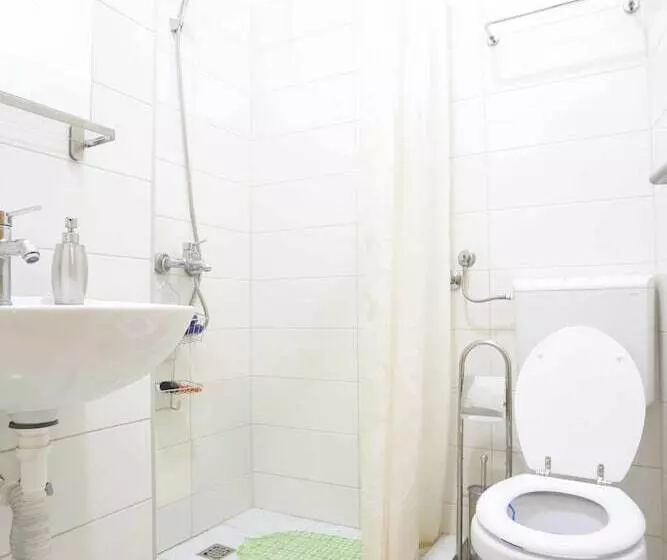 هاستل Pigeon Square Rooms