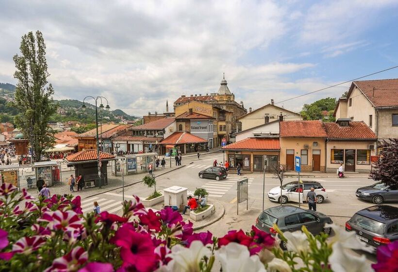 هاستل Pigeon Square Rooms