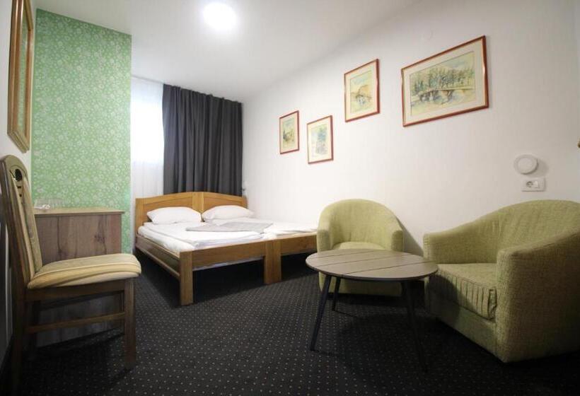 تختخواب و صبحانه Pansion Stari Grad