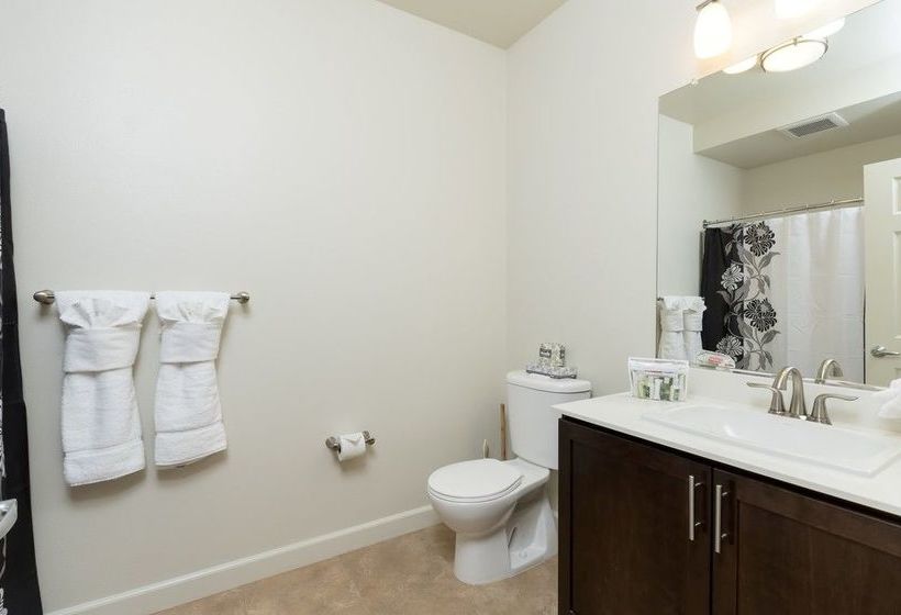 Global Luxury Suites In Sunnyvale