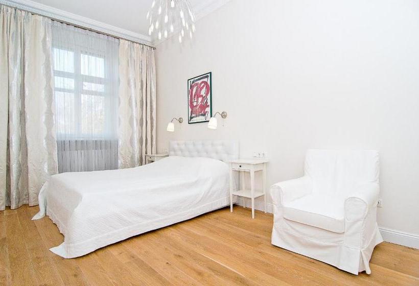 Отель Apartments Minsk