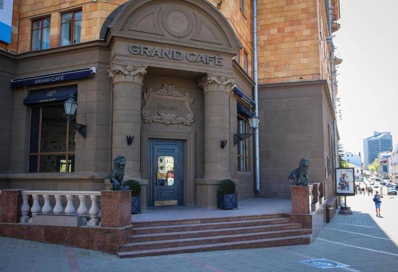 فندق Apartments Minsk