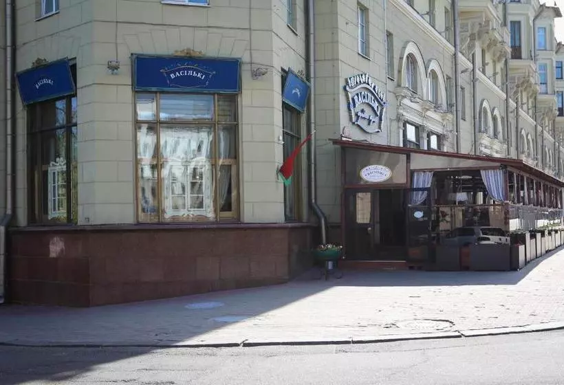 ホテル Apartments Minsk