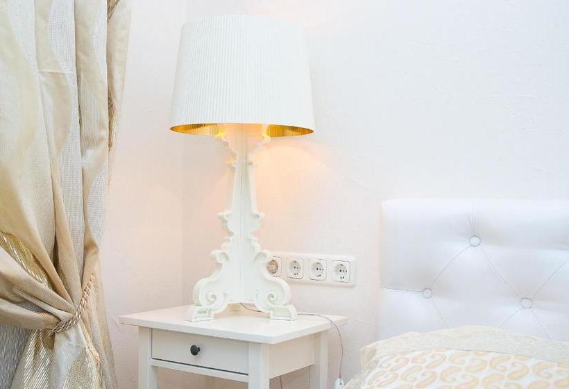 فندق Apartments Minsk