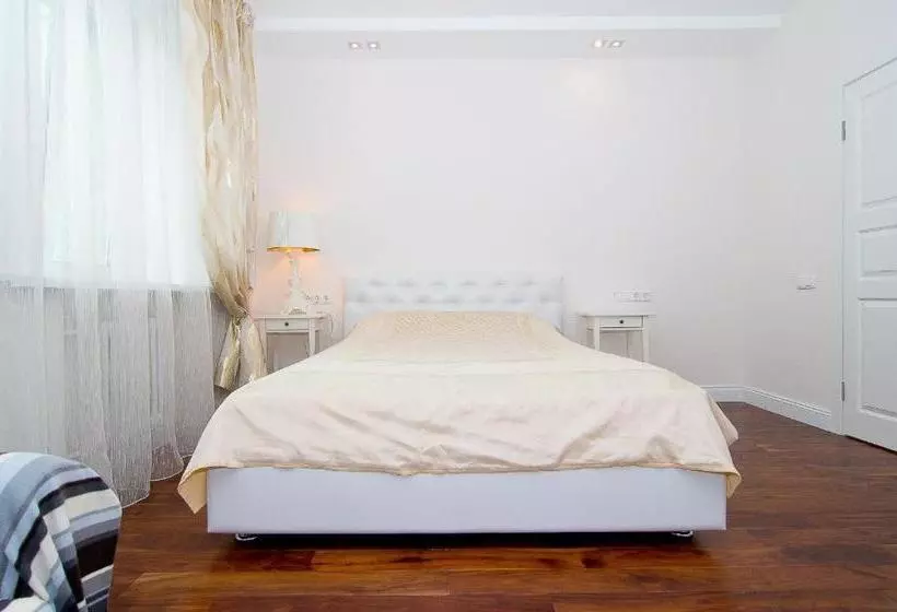 ホテル Apartments Minsk