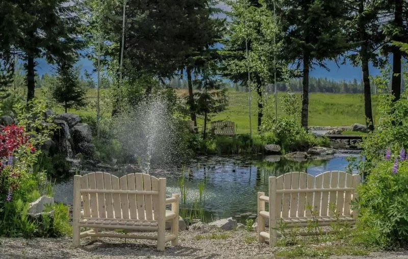 ホテル Log Inn Bonners Ferry