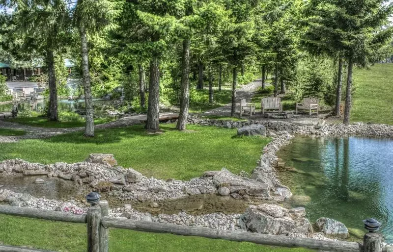 ホテル Log Inn Bonners Ferry