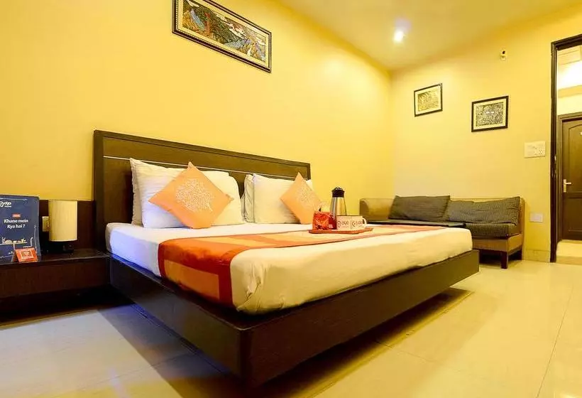 Hotel Oyo 2066 Vikaspuri
