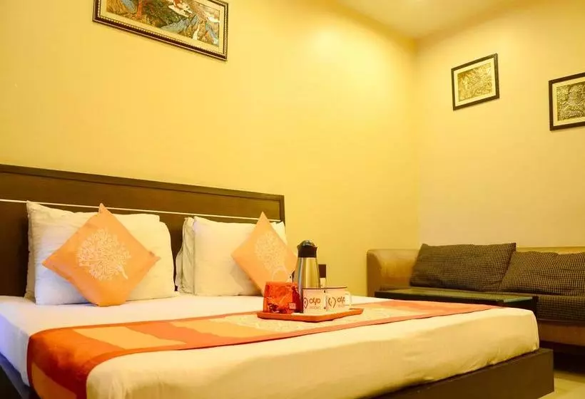 Hotel Oyo 2066 Vikaspuri