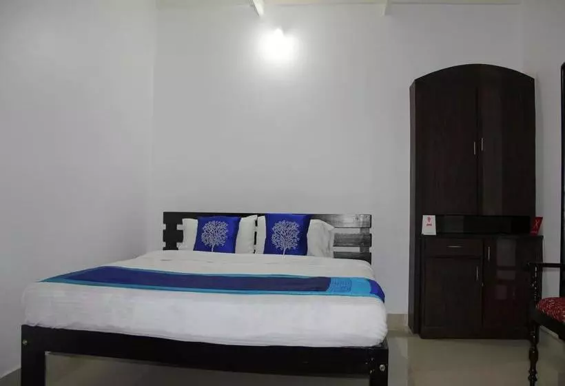 Hotelli Oyo 7170 Home Stay Vintage Villa