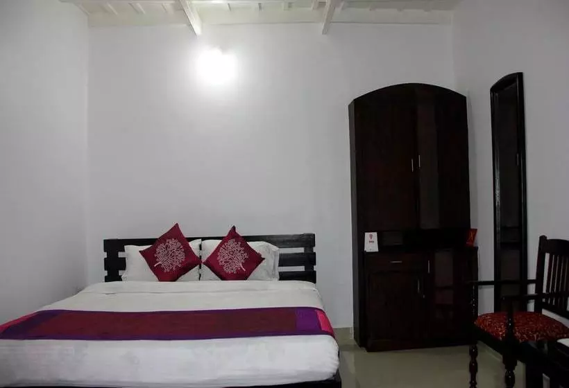 Hotelli Oyo 7170 Home Stay Vintage Villa