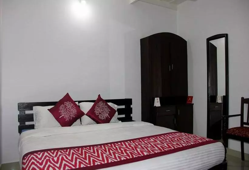 Hotelli Oyo 7170 Home Stay Vintage Villa