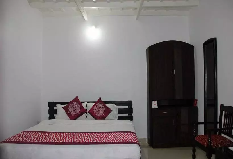 Hotelli Oyo 7170 Home Stay Vintage Villa